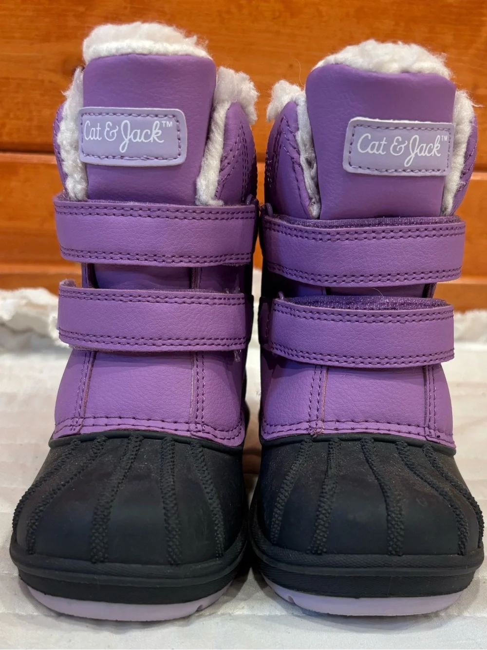 Cat & Jack Winter Waterproof Snow Boots Purple Faux Fur Toddler Girl Size 5 NWOT